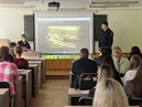 20 марта 2025 года для студентов юридического факультета состоялась публичная лекция, которую провёл заместитель начальника отдела УТ МВД России по ДФО полковник полиции В.А. Малюк. 