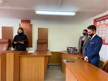 ДВФ ВАВТ - «Постановочное судебное заседание»