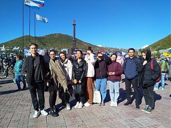 ДВФ ВАВТ - «Акция «Своих не бросаем» в поддержку Донбасса»