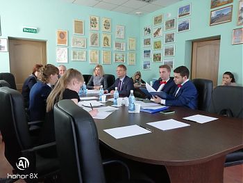 ДВФ ВАВТ - «Слушания учебного дела»